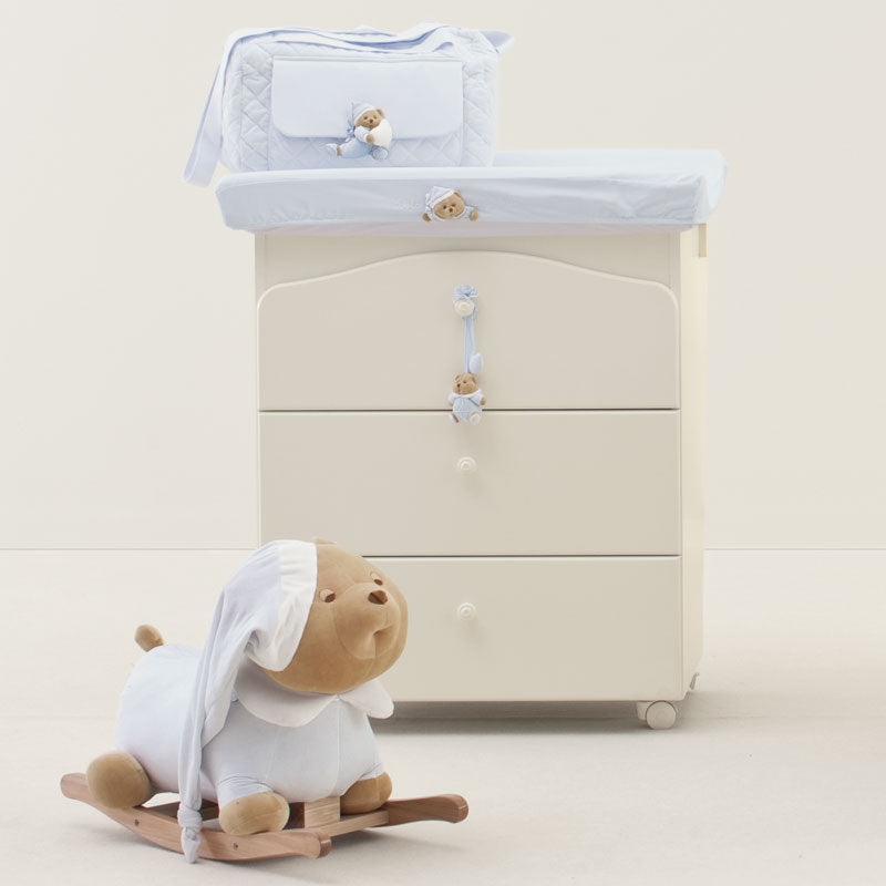 Husa bleu pentru comoda de infasat, 100% bumbac, decorata cu ursuletul Puccio