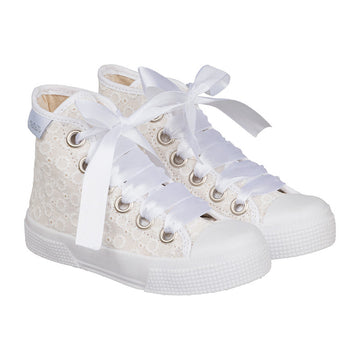 Sneakers din broderie anglaise